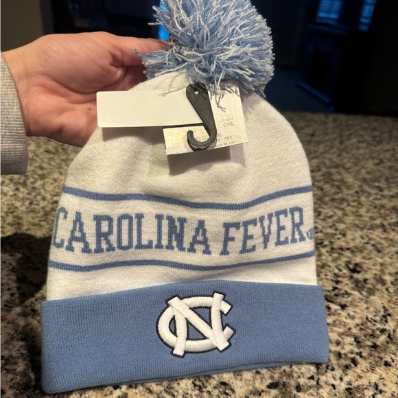 NWT Jordan Brand UNC Tarheels Beanie - Picture 3 of 6